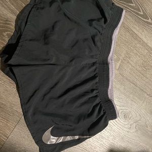 nike black running shorts